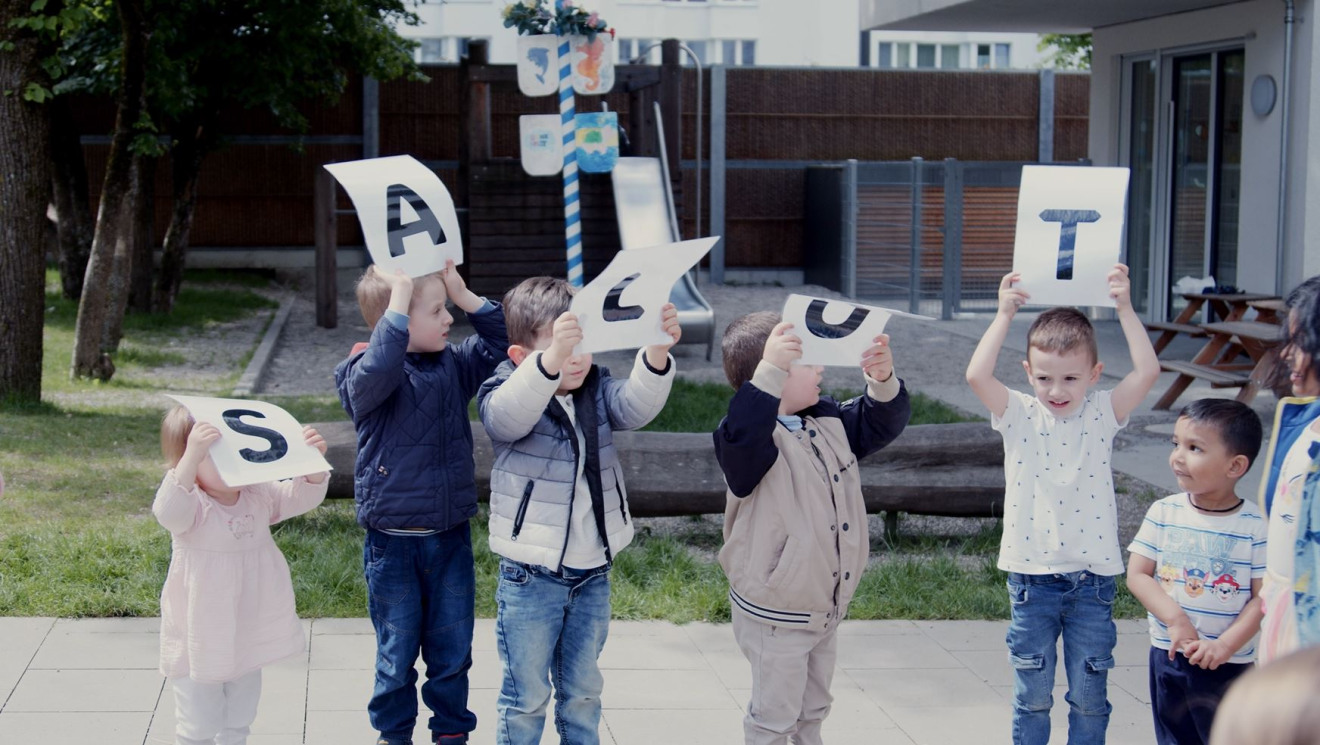 denk-mit-kita-team-karacho-kindermusik-tanzen