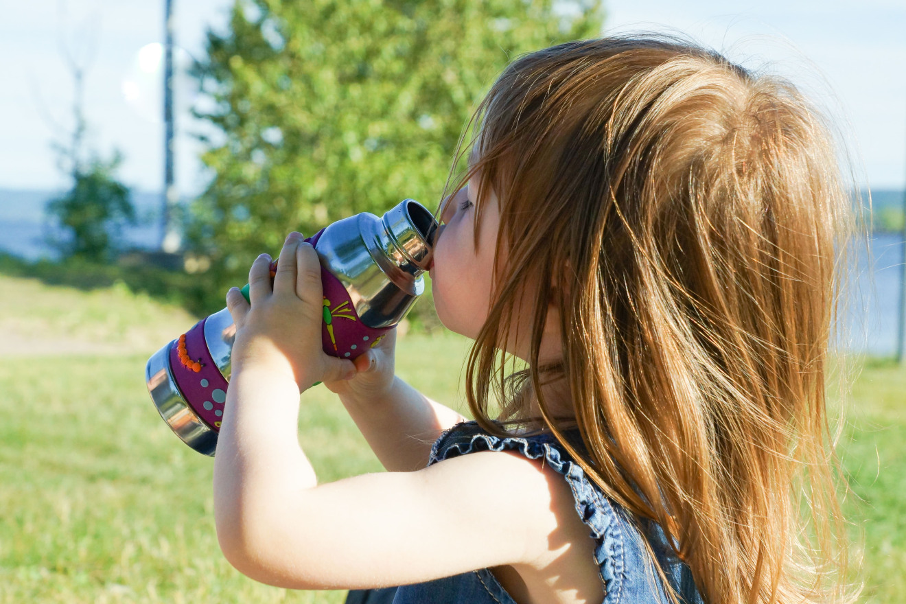 denk-mit-kita-wasser-trinken-ausflug